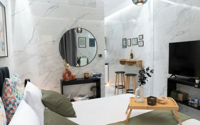 Koukaki Golden Lofts