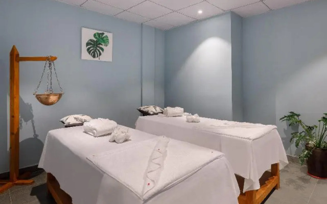 Holiday Inn Resort KATHMANDU BUDHANILKANTHA