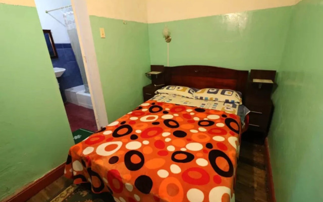 Hostal la Chorrera - Hostel