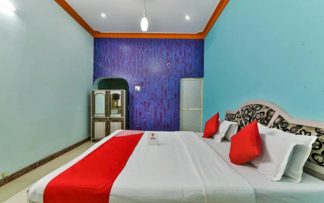 Palm Grove By OYO Rooms