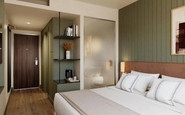 The Honest Budapest by Chic & Basic
