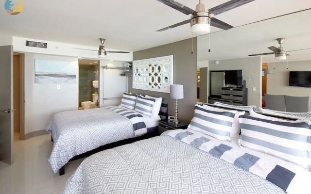 Alexander 1404 - 2 Br Apts