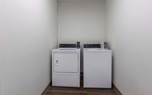 Sleep Inn & Suites