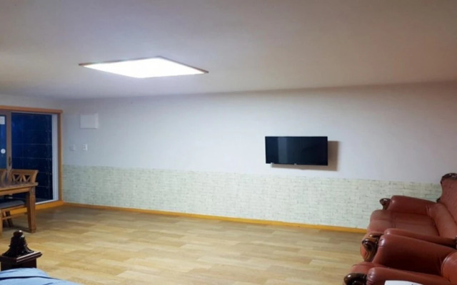 Goseong Haemaru Pension