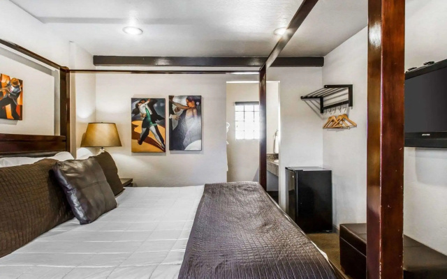 Rodeway Inn & Suites Williams Downtowner - Rte 66