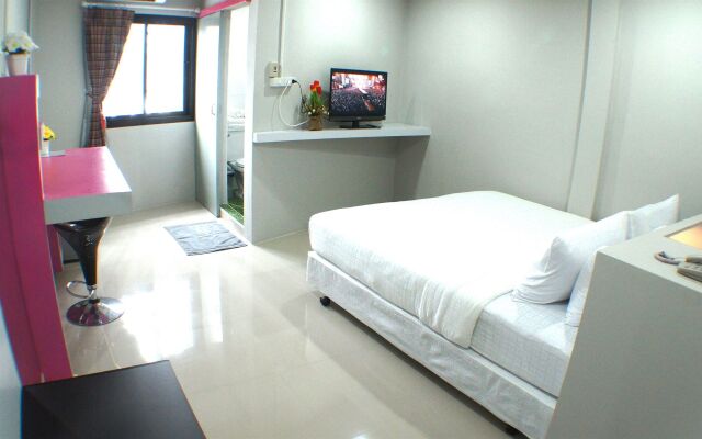 Ma Non Nont Hotel & Apartment