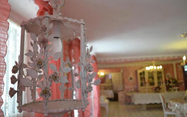 BB La Maison Boutique