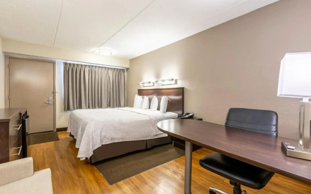 Red Roof Inn PLUS+ Nashville Airport