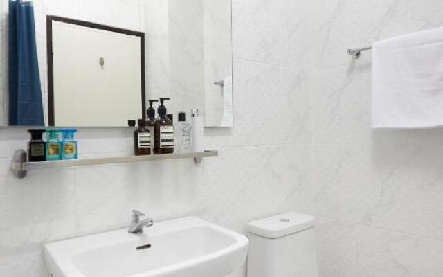 Platinum Deluxe Shopping Apartments