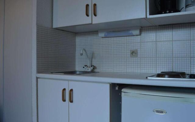 Appartement Saint-Cyprien, 1 pièce, 4 personnes - FR-1-225D-23