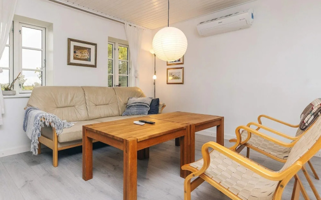 6 Person Holiday Home in Horslunde