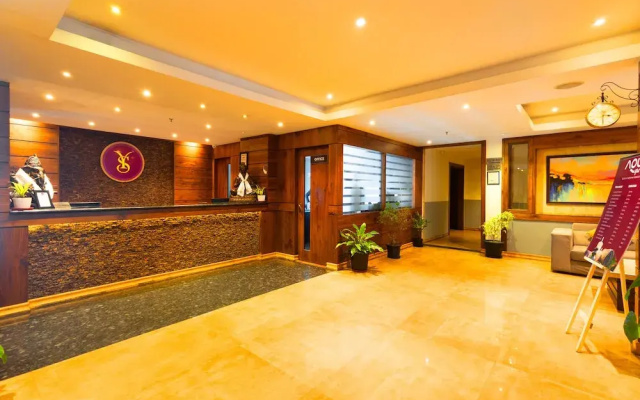 Yashshree Sanderling Mall Road