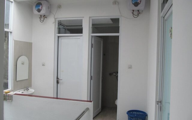 Guest House 8