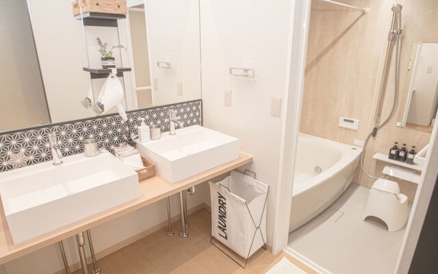 Family Cottage Yakuin Minami