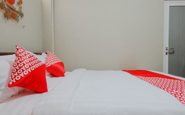 Gendhis Gallery Syariah by OYO Rooms