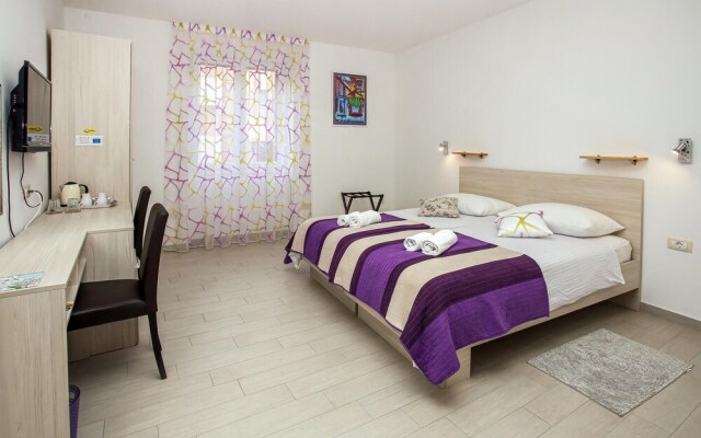 Stunning Apartment in Split With Wifi and 3 Bedrooms