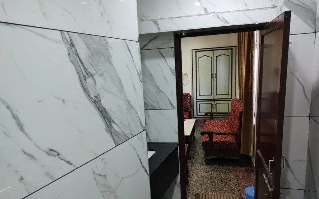 Hotel Samrat