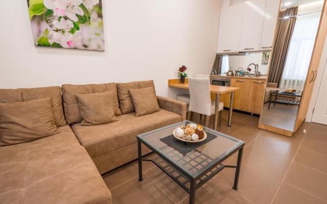 Luxury Apartments on Central Avenue