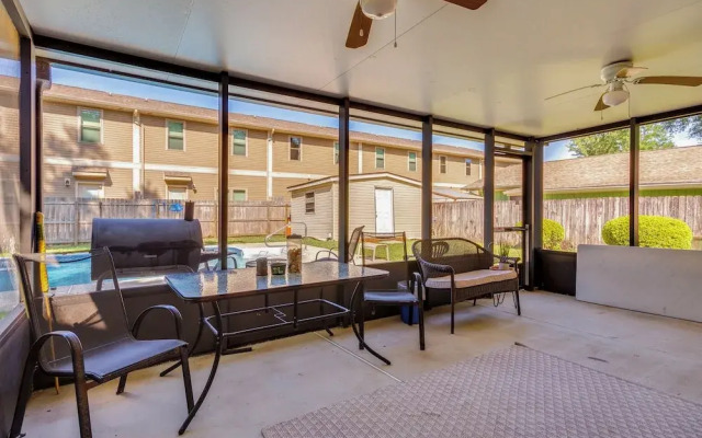 Pensacola Vacation Rental w/ Private Pool!