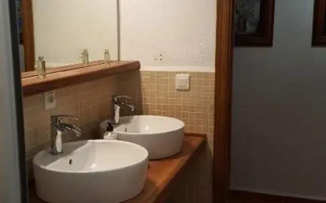 GRAN TERRAZA. PRECIOSO,a 100 Metros De La Playa