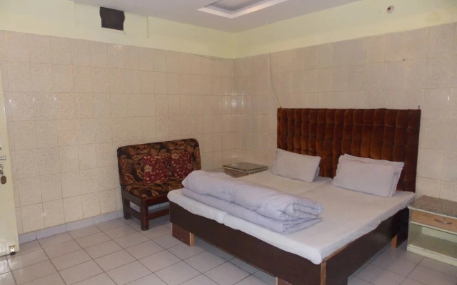 Hotel Roopam Dudhwa