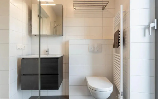 Modern Eco Home Near Beach