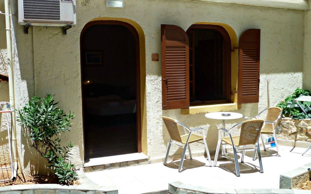 Paradise Apartments