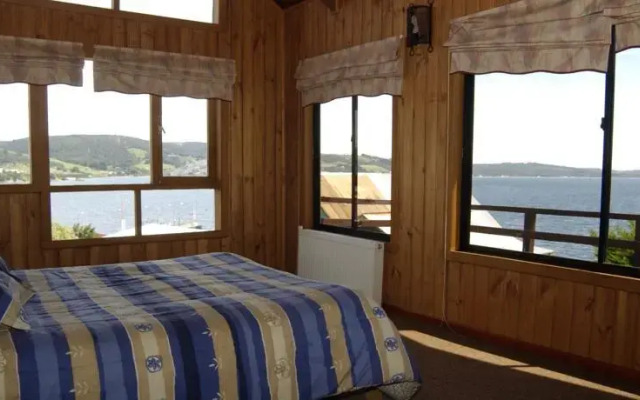 Hostal Lluhay