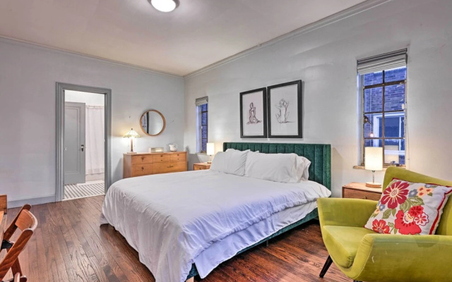 Detroit Vacation Rental: 8 Mi to Downtown!