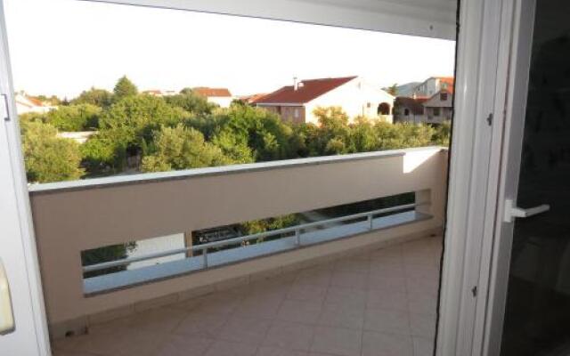 Apartments Nika Sukošan