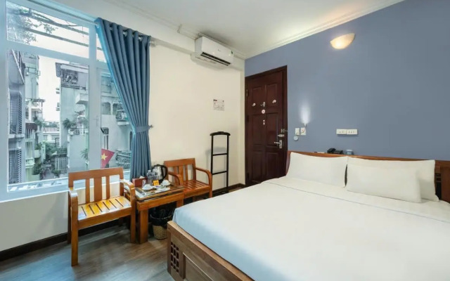 A25 Hotel - Doi Can 2