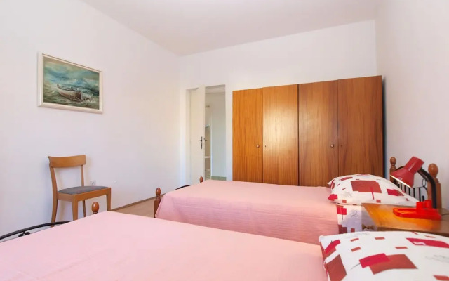 Apartment 1435