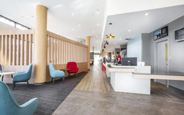 ibis Mackay
