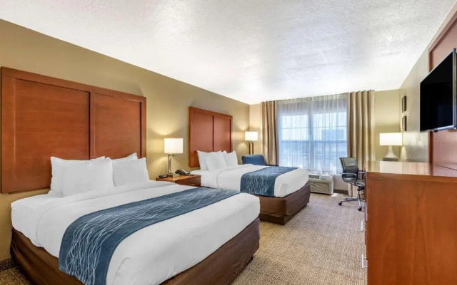 Country Inn & Suites