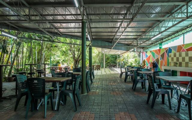 Oyo 89429 Sr Villa Langkawi