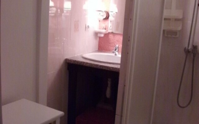 House With 2 Bedrooms in Villardonnel, With Enclosed Garden