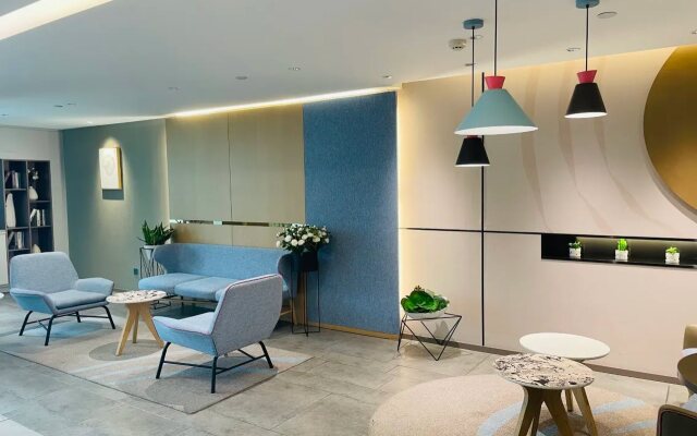 Homeinn · neo (Suzhou Guanqian Street Renmin Road)