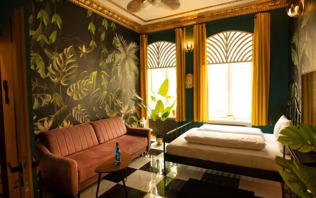 Jungle Apartments