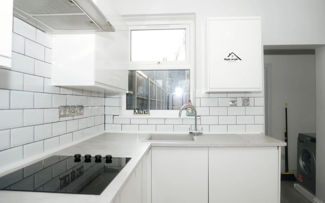 3 Bed-sleeps 7-garden-parking-town Centre