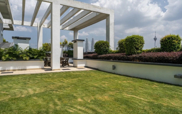 Oyo Home 791 Luxury 2 Bedroom Vue Residence