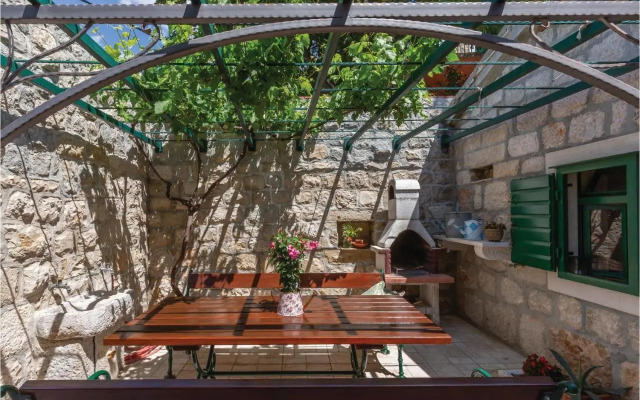 Two-Bedroom Holiday Home in Tucepi