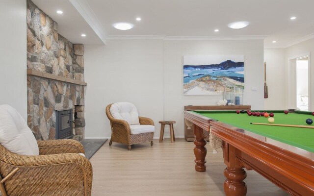 Whispering Sands at Corlette - 2