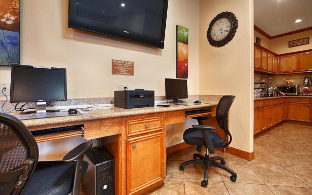 Comfort Inn & Suites