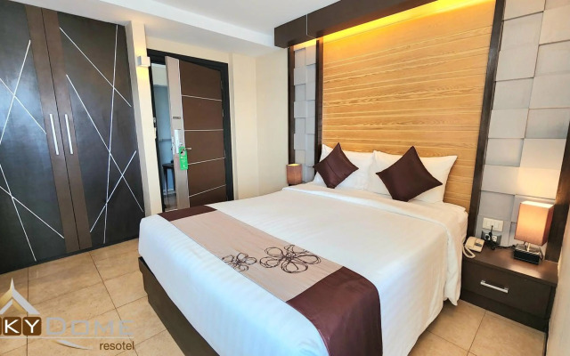 Sky Dome Resotel