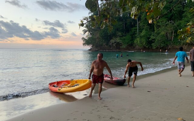 cabinas Manzanillo caribe