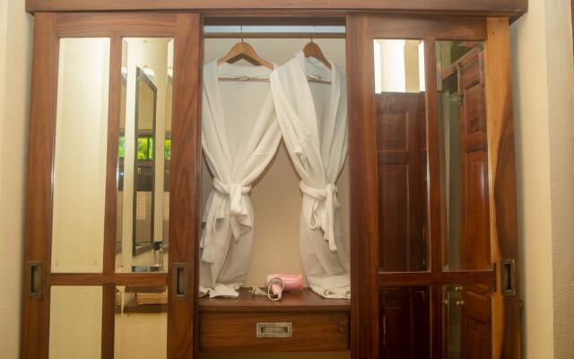 Nikara Luxury Beach House
