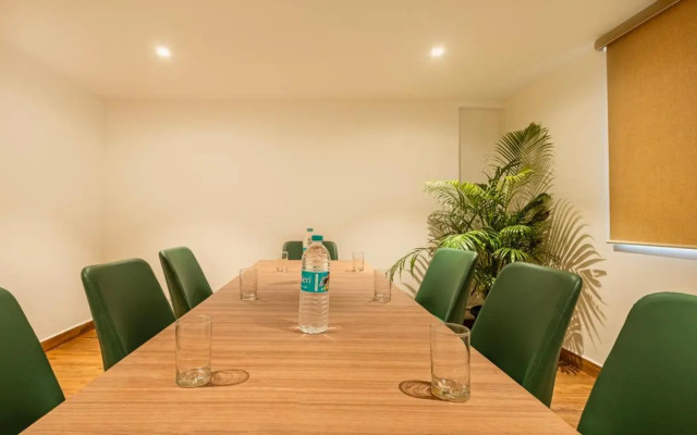 Treebo Premium Vapr Ashok Nagar