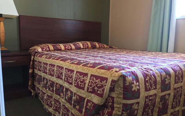 Town Motel