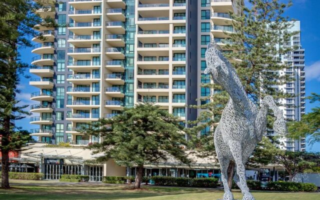 Mantra Broadbeach on the Park