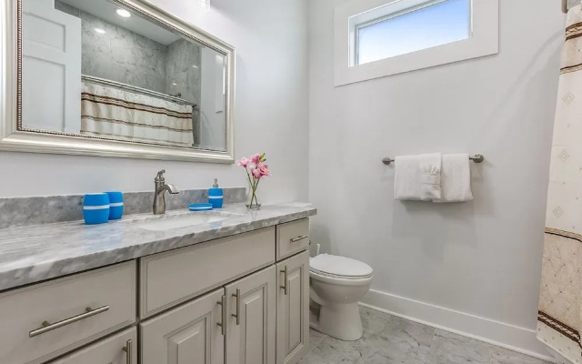 Newly Renovated 4BD Penthouse